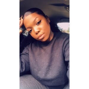 Meet your Posher, Erika